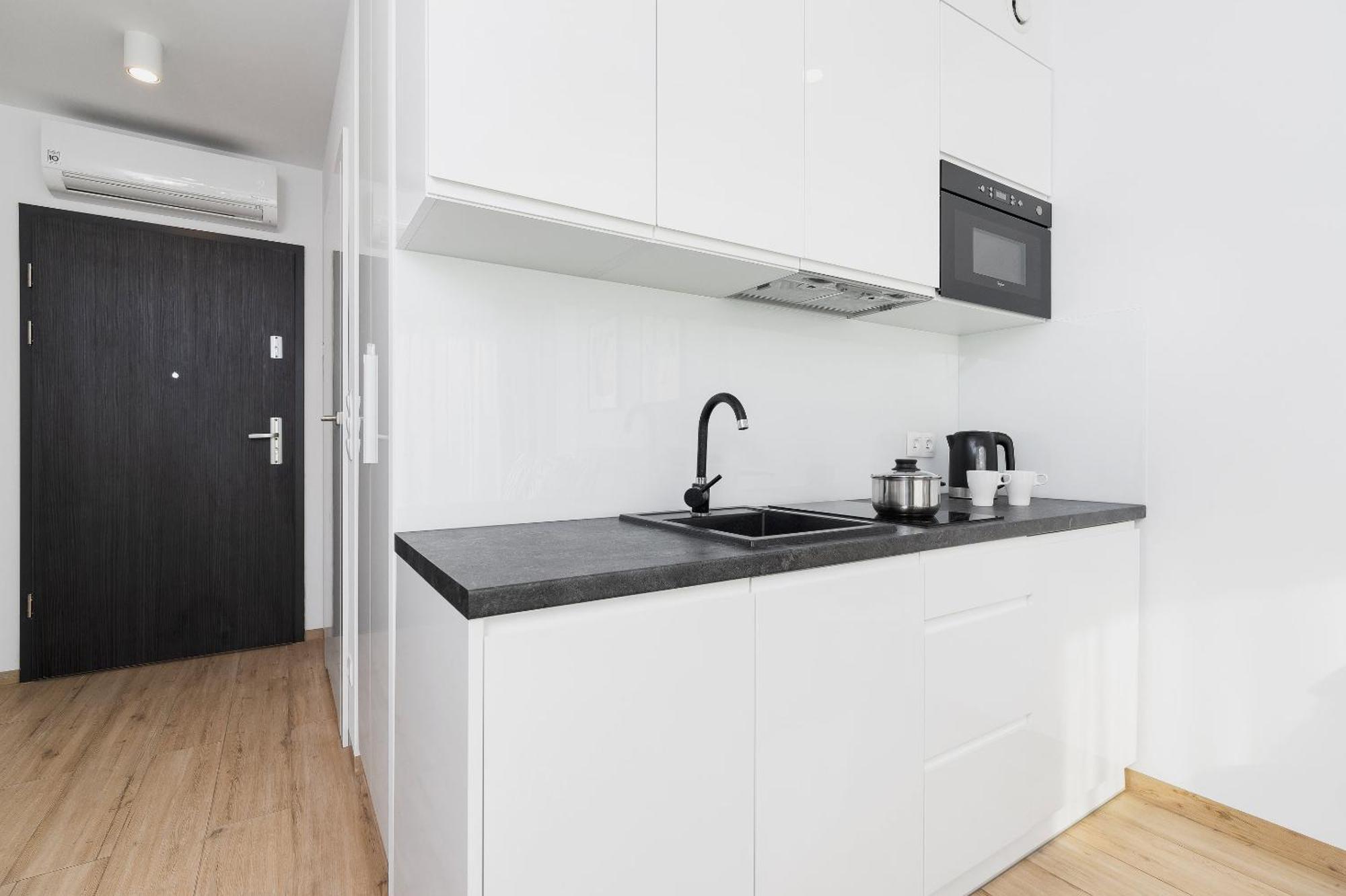Apartment For Two - Pilsudskiego 1 Street Красков Екстериор снимка