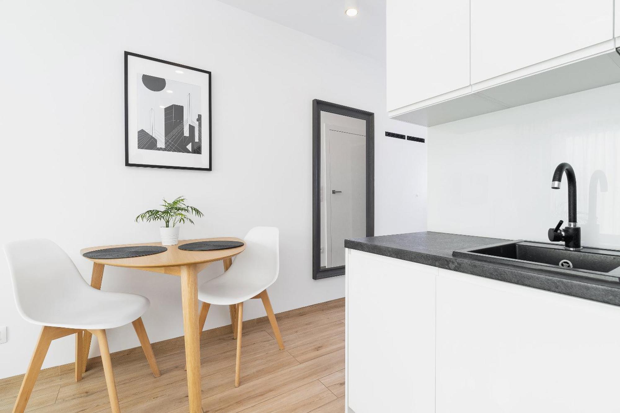 Apartment For Two - Pilsudskiego 1 Street Красков Екстериор снимка